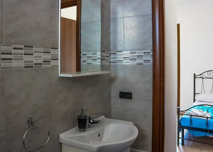 & Lido Degli Dei בית הארחה 3*